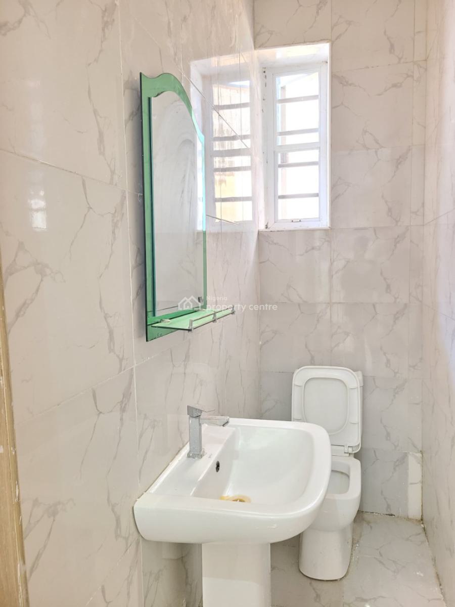 Massive 4bedroom Duplex, Orchid Road, Lekki, Lagos, Terraced Duplex for Sale