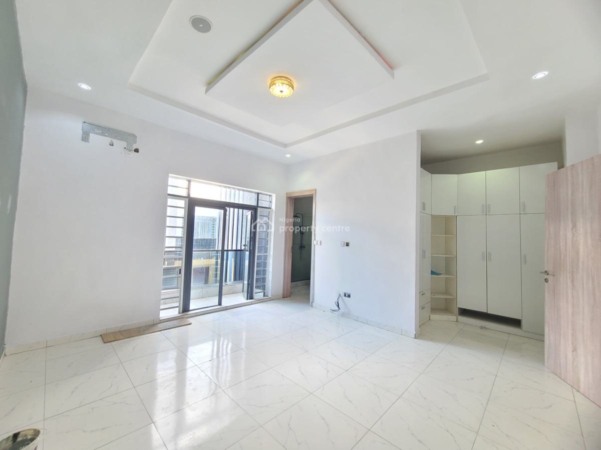 Massive 4bedroom Duplex, Orchid Road, Lekki, Lagos, Terraced Duplex for Sale