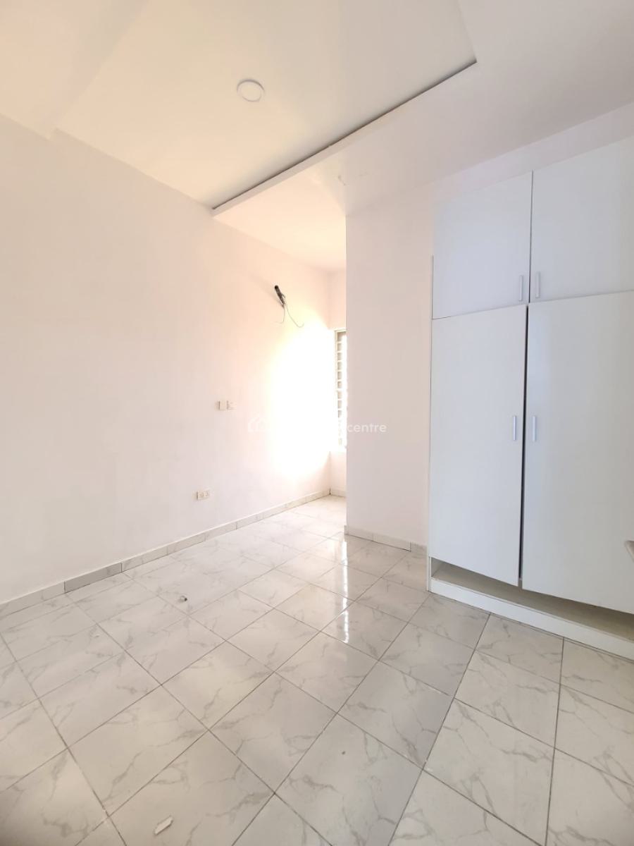 Massive 4bedroom Duplex, Orchid Road, Lekki, Lagos, Terraced Duplex for Sale