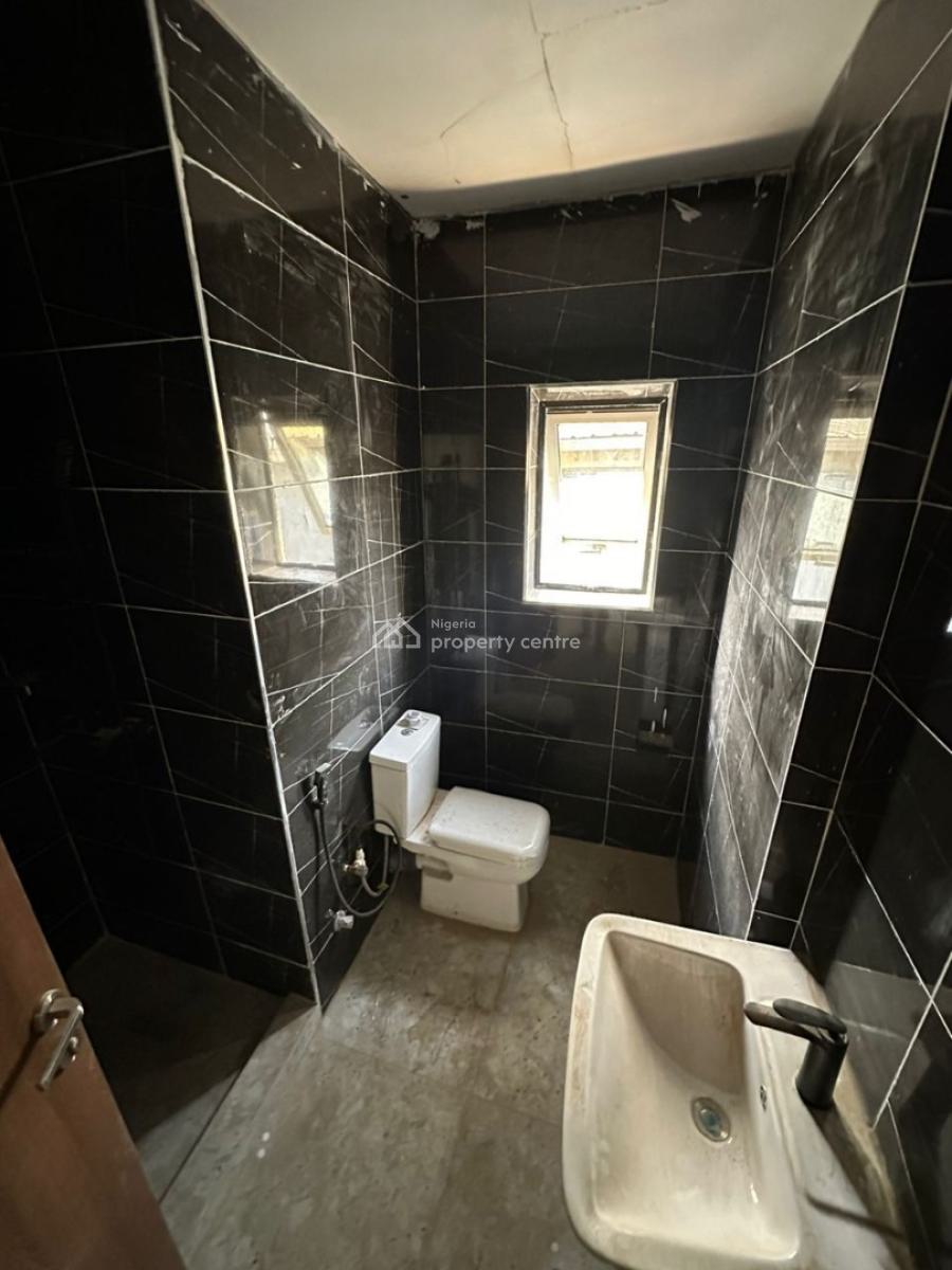 Well Built 3 Bedroom Flat with Bq, By Lifecamp  Junction, Jabi, Abuja, Flat / Apartment for Sale