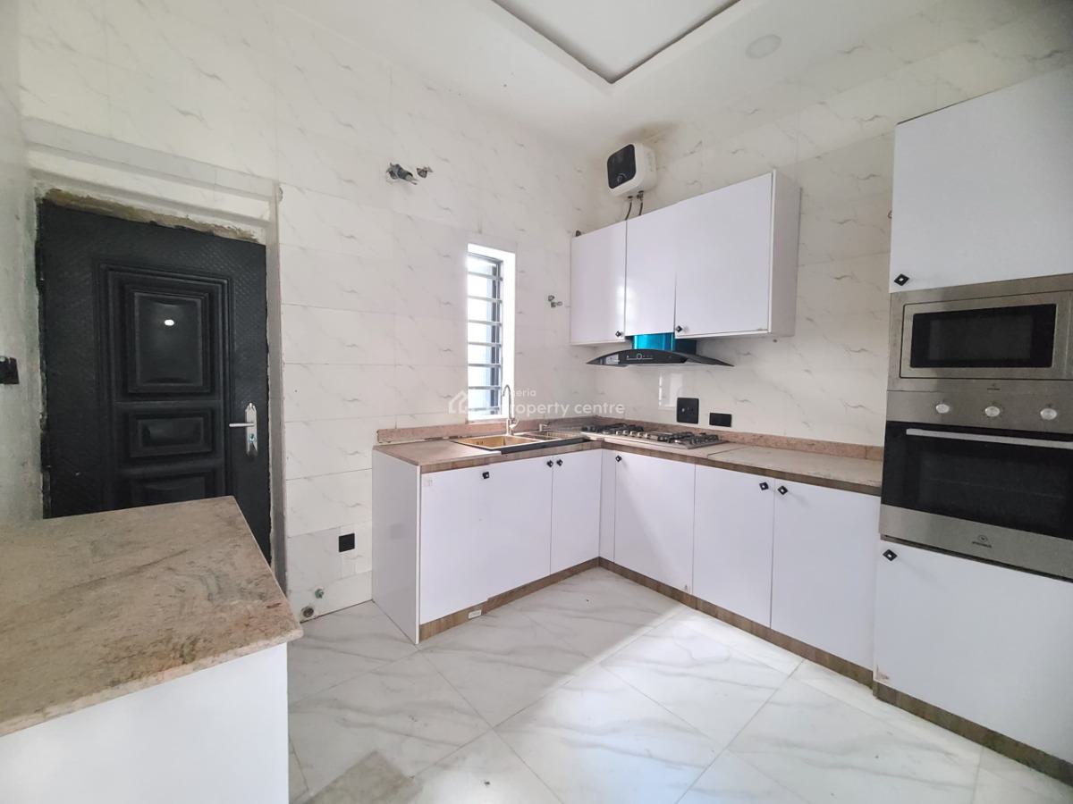 Massive 4bedroom Duplex, Orchid Road, Lekki, Lagos, Terraced Duplex for Sale