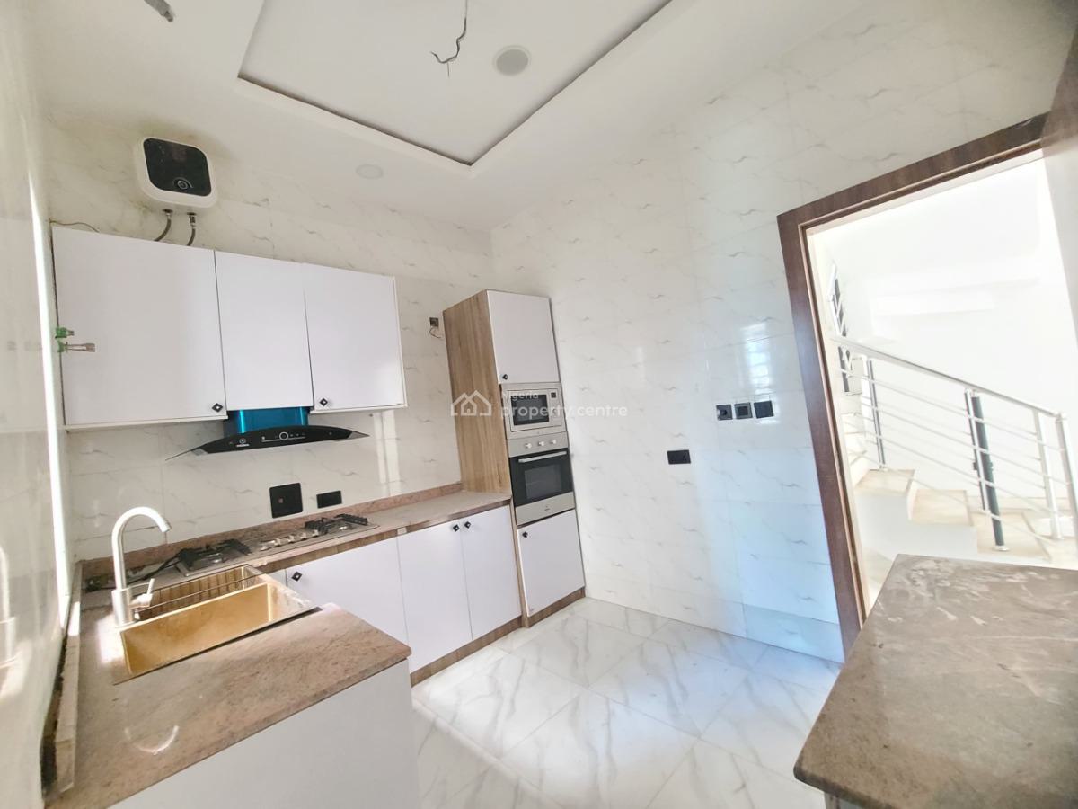 Massive 4bedroom Duplex, Orchid Road, Lekki, Lagos, Terraced Duplex for Sale