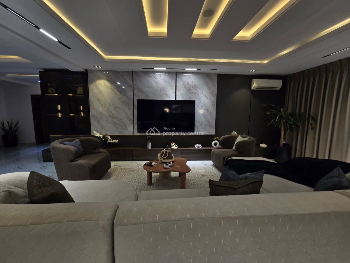 Luxury 3 Bedroom Apartment with Pool, Gym and Ps5, Victoria Island (vi), Lagos, Flat / Apartment Short Let