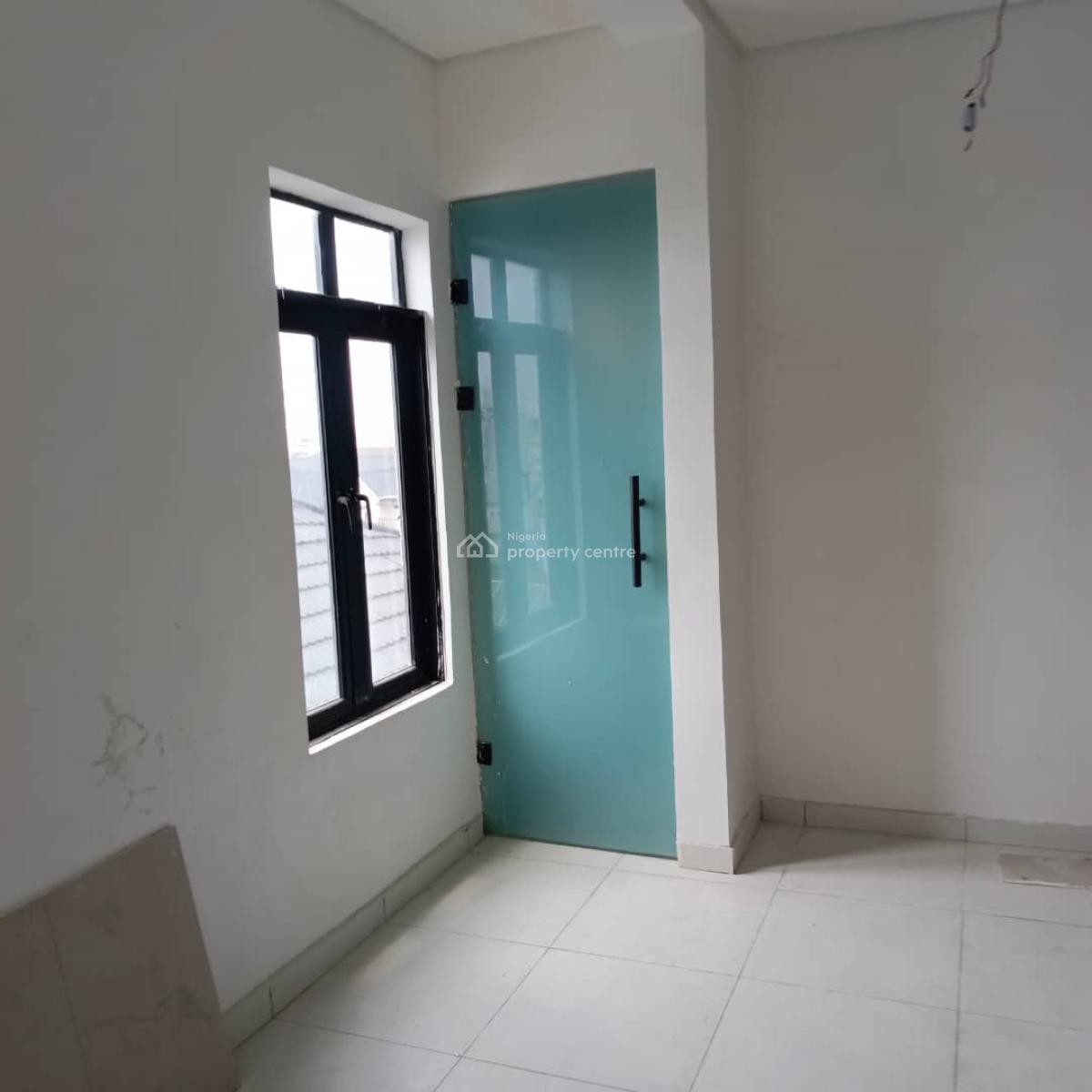 Elegant 2-bedroom  Apartment with Balcony, Ikate, Lekki, Lagos, Flat / Apartment for Rent