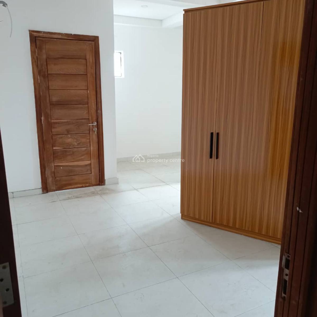 Elegant 2-bedroom  Apartment with Balcony, Ikate, Lekki, Lagos, Flat / Apartment for Rent