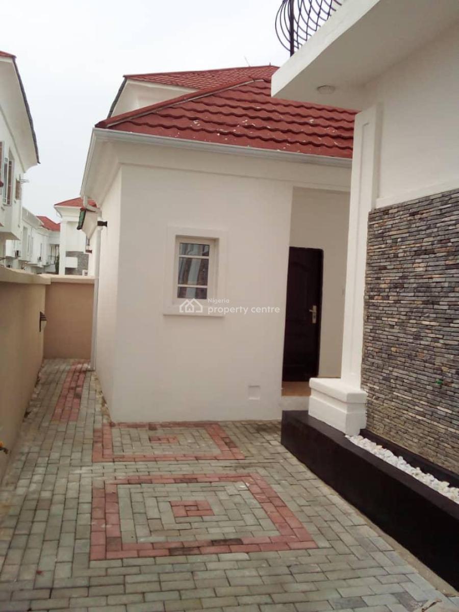 5 Bedroom Fully Detached Mansion with Bq, Orchid Road, Lekki, Lagos, Detached Duplex for Rent