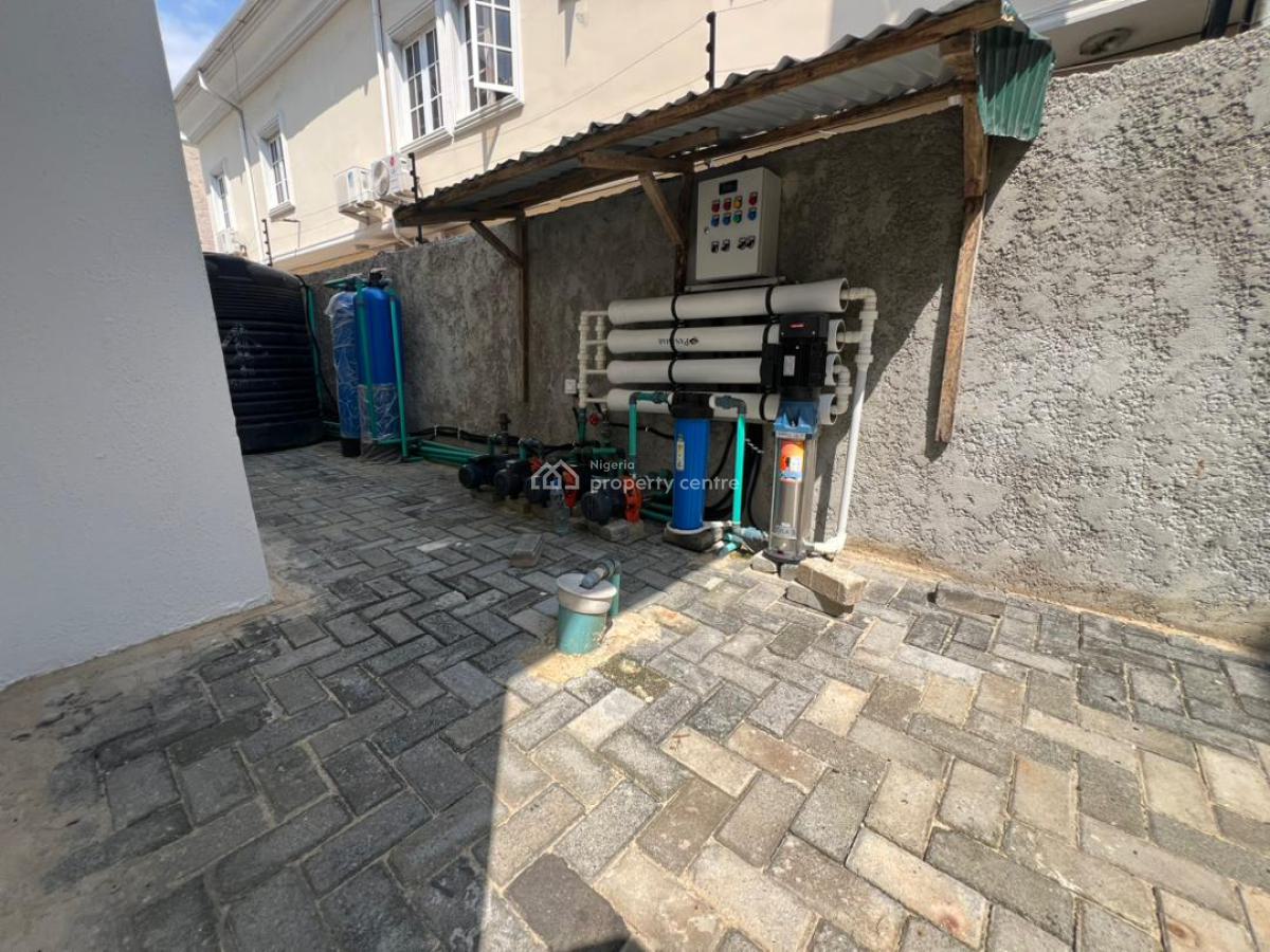 2 Bedroom Apartment, Lekki Phase 1, Lekki, Lagos, Flat / Apartment for Rent