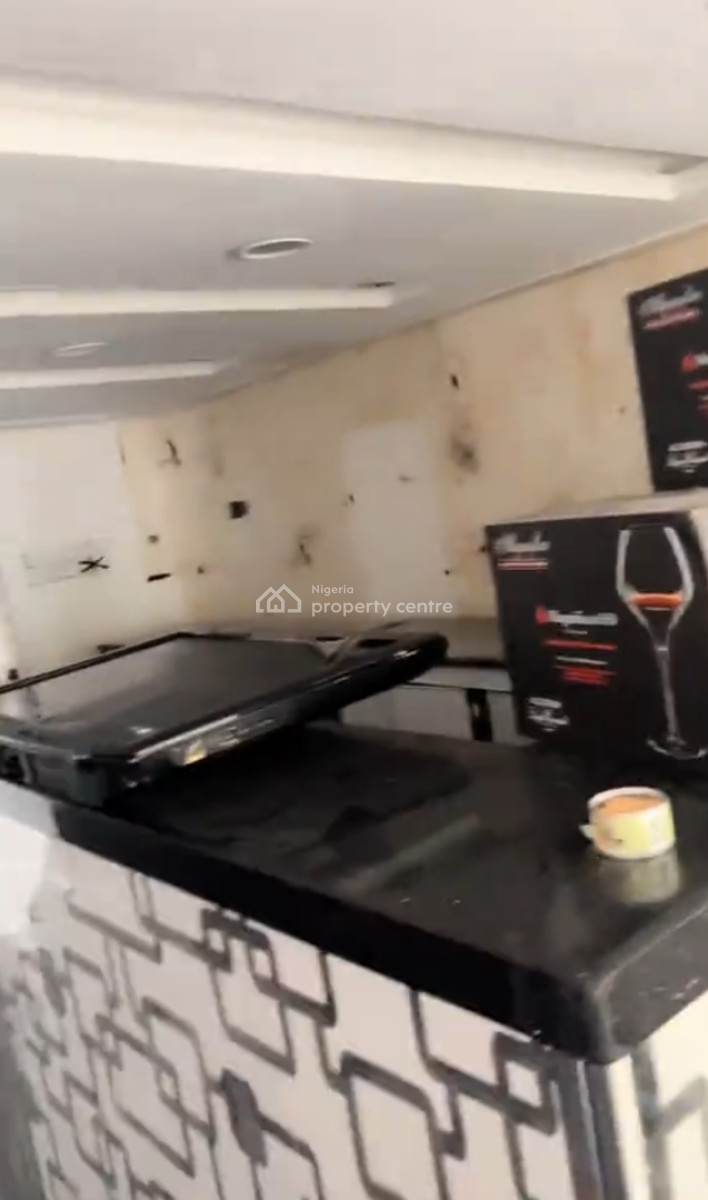 Executive Bar and Lounge, Victoria Island (vi), Lagos, Restaurant / Bar for Rent