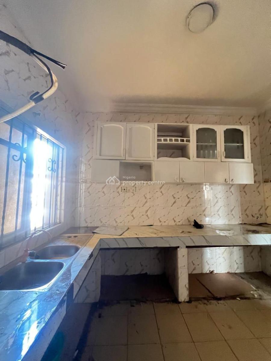 2 Bedroom Apartment in a Serene Estate, Victoria Island (vi), Lagos, Flat / Apartment for Rent