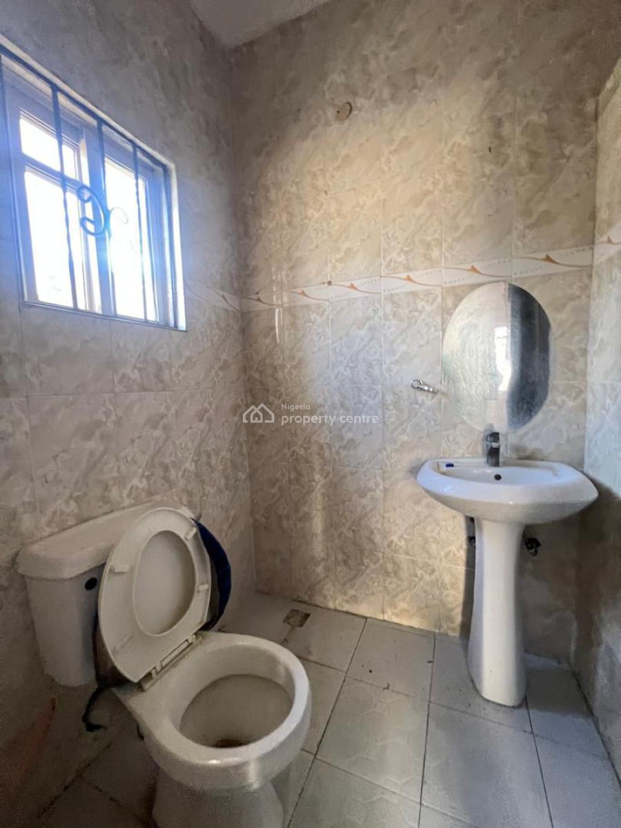 2 Bedroom Apartment in a Serene Estate, Victoria Island (vi), Lagos, Flat / Apartment for Rent