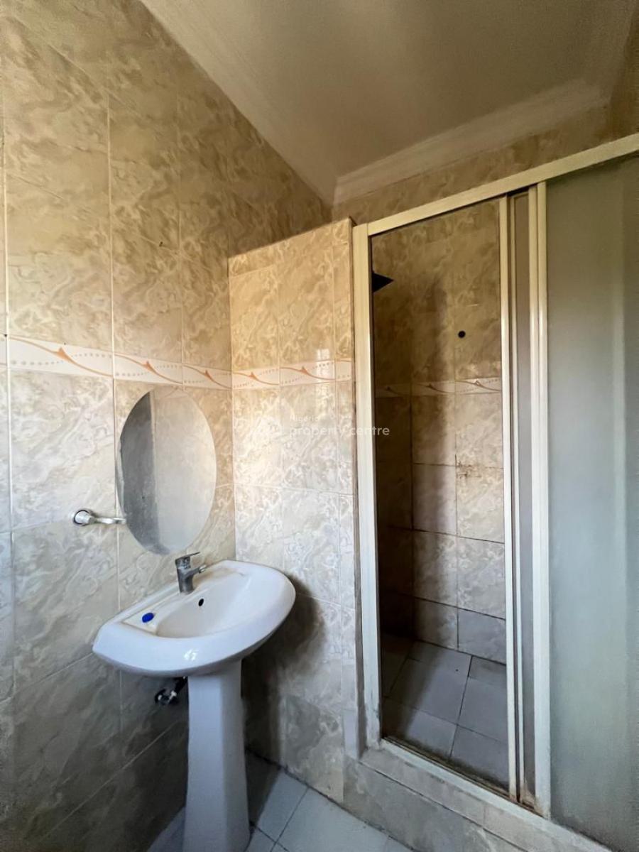 2 Bedroom Apartment in a Serene Estate, Victoria Island (vi), Lagos, Flat / Apartment for Rent