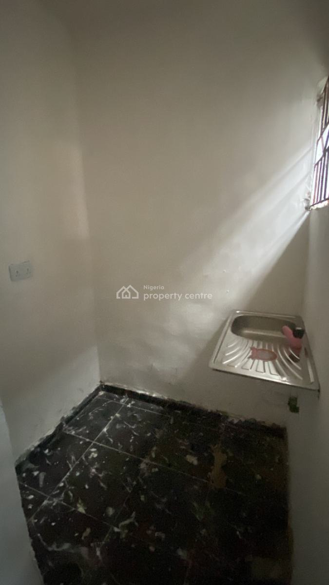 Newly Built Roomself Contain, Adeleke Street, Bariga, Shomolu, Lagos, Self Contain (single Rooms) for Rent