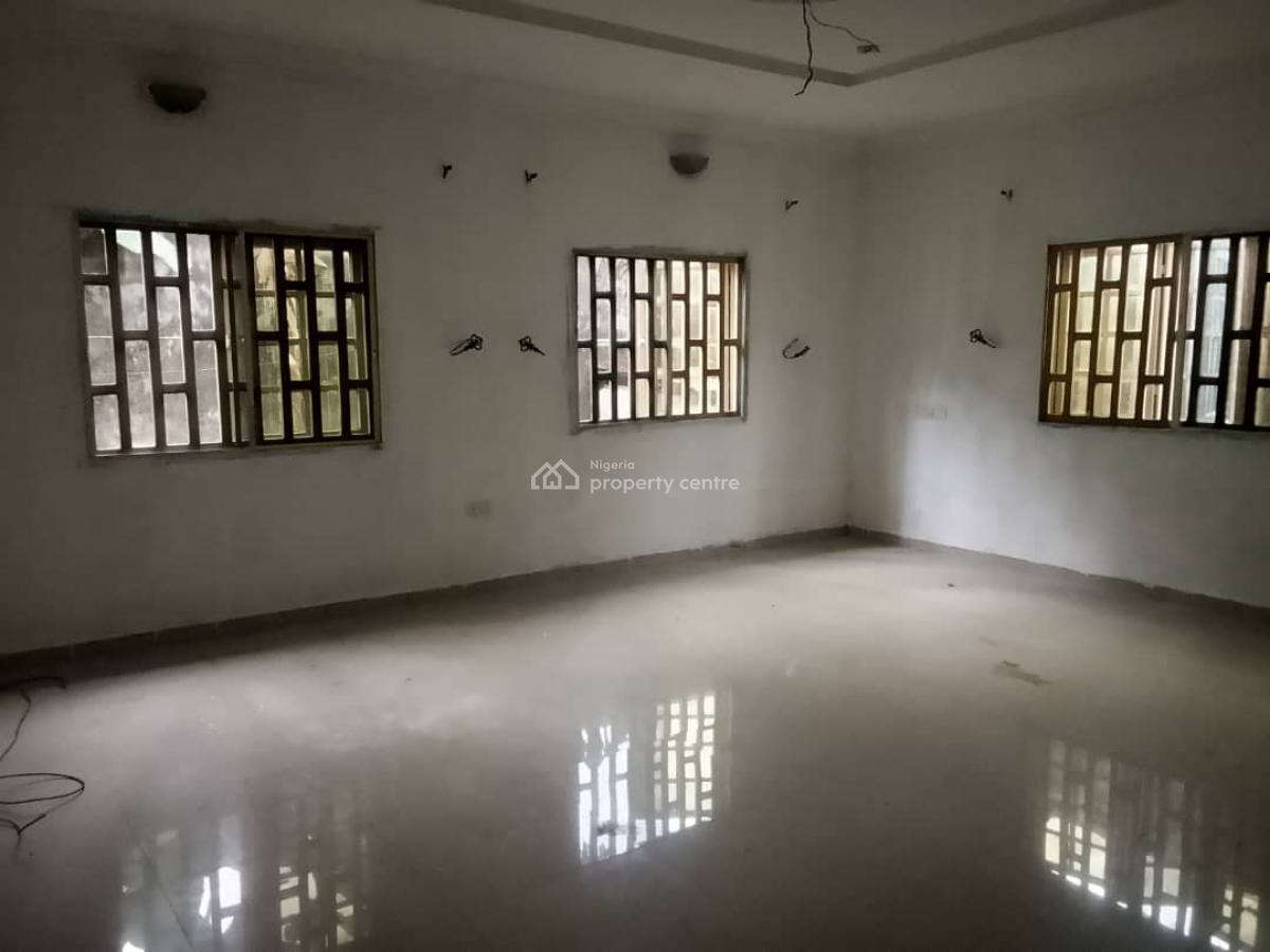 Spacious 4 Bedroom in a Quiet and Serene Neighborhood, New Heaven Avenue Rumuolukwu, Eneka, Port Harcourt, Rivers, Flat / Apartment for Rent