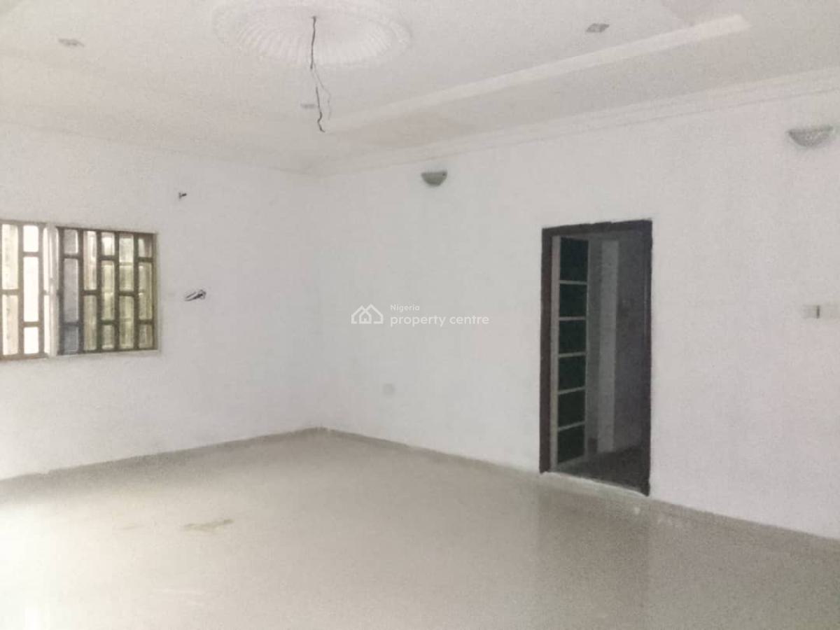 Spacious 4 Bedroom in a Quiet and Serene Neighborhood, New Heaven Avenue Rumuolukwu, Eneka, Port Harcourt, Rivers, Flat / Apartment for Rent