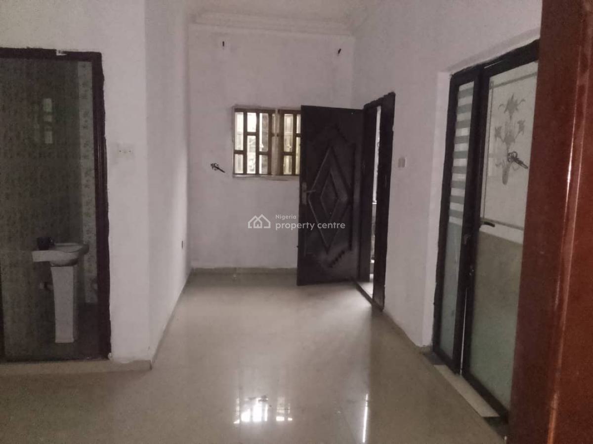 Spacious 4 Bedroom in a Quiet and Serene Neighborhood, New Heaven Avenue Rumuolukwu, Eneka, Port Harcourt, Rivers, Flat / Apartment for Rent