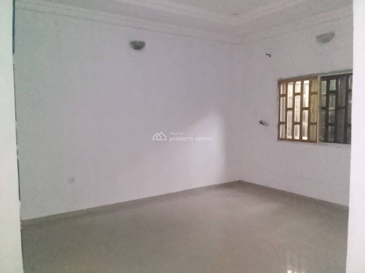 Spacious 4 Bedroom in a Quiet and Serene Neighborhood, New Heaven Avenue Rumuolukwu, Eneka, Port Harcourt, Rivers, Flat / Apartment for Rent