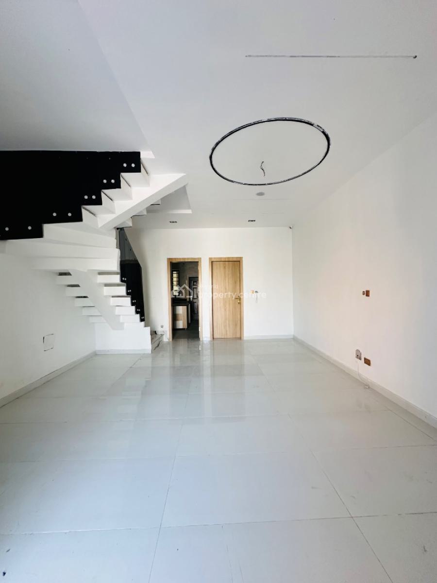 Newly Built Terrace Duplex with No Bq, Ikota, Lekki, Lagos, Terraced Duplex for Sale