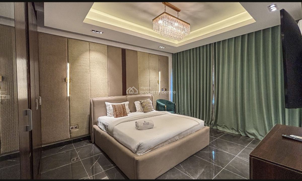 Luxurious 3bedroom Apartment with Swimming Pool, Mcdonalds, Ikoyi, Lagos, Flat / Apartment Short Let