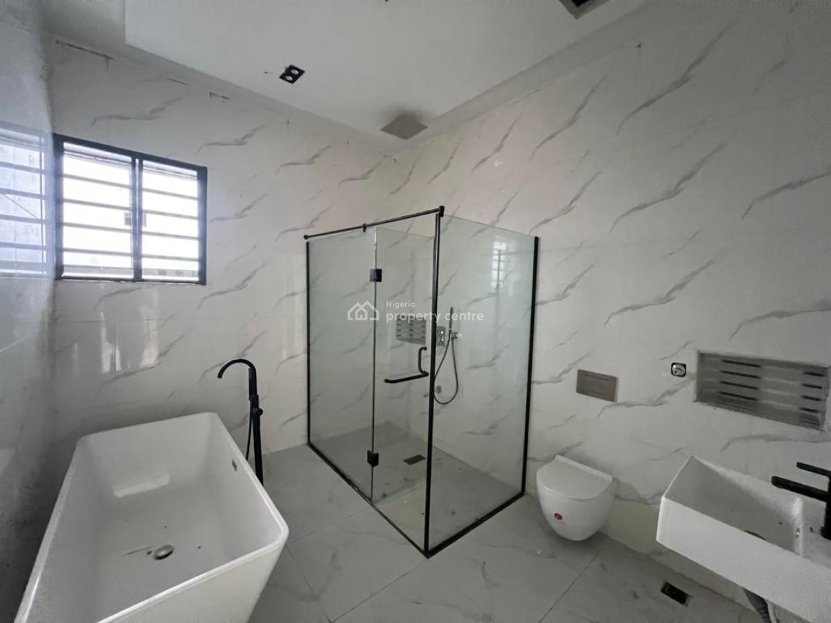 5 Bedrooms Detached Duplex, Mobile Road, Ajah, Lagos, Detached Duplex for Sale