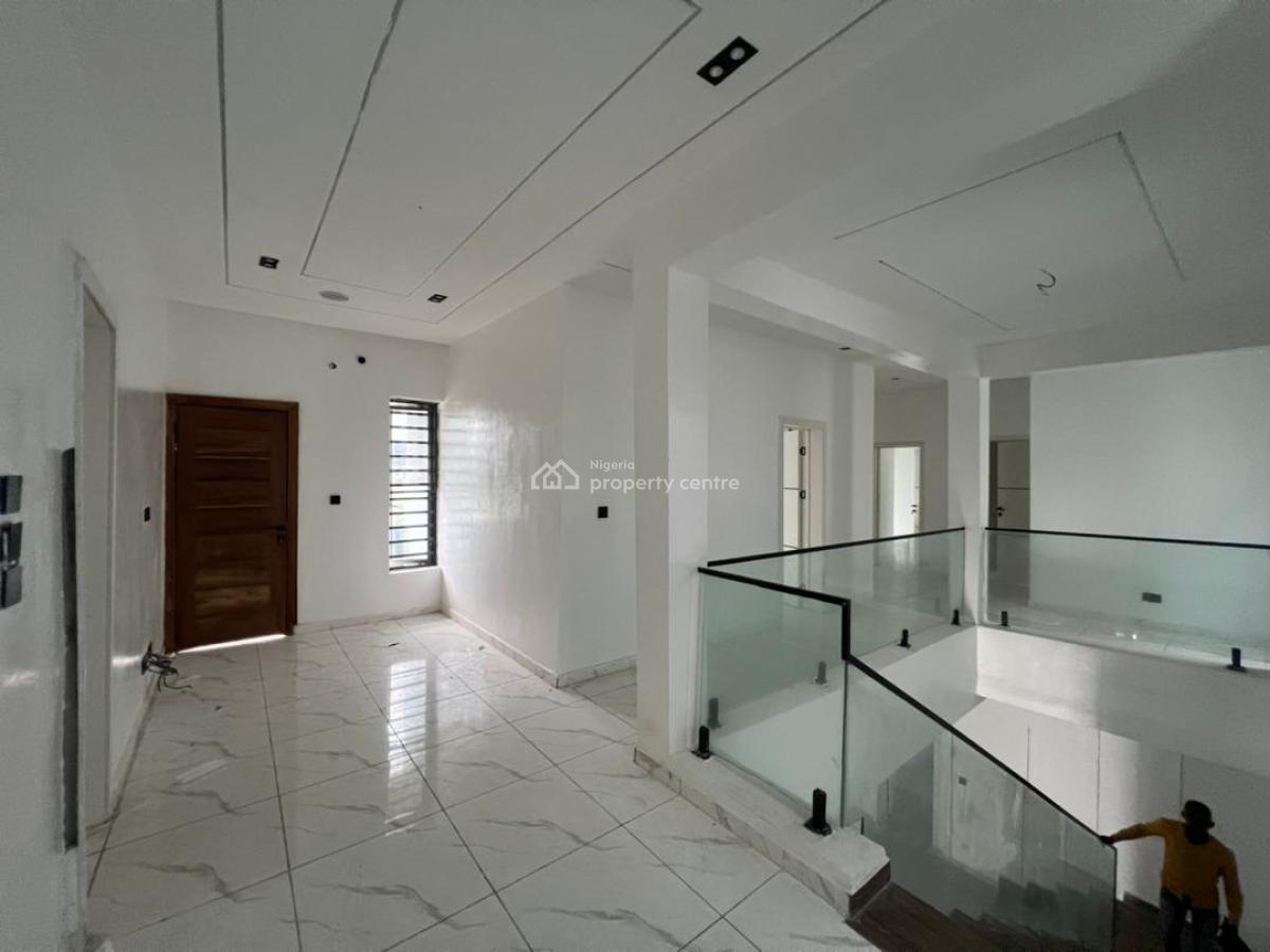 5 Bedrooms Detached Duplex, Mobile Road, Ajah, Lagos, Detached Duplex for Sale