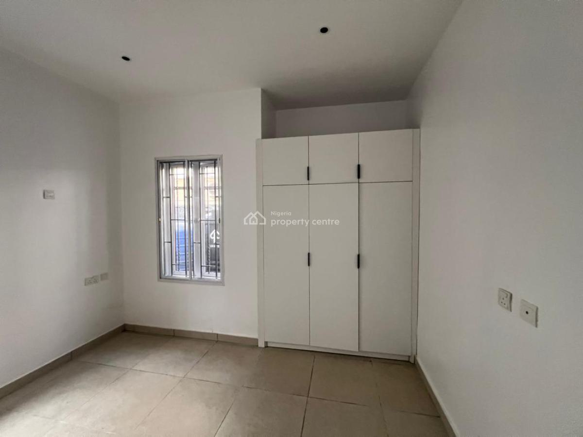 2 Bedrooms Apartment/ Flat, Lekki Phase 1, Lekki, Lagos, Flat / Apartment for Rent