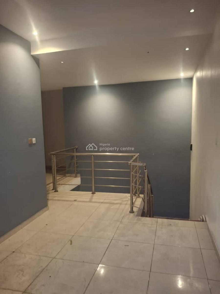 Specious 4bedroom Terrace with Bq, Osapa, Osapa, Lekki, Lagos, House for Rent