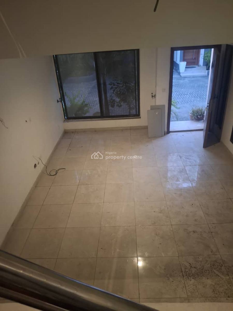 Specious 4bedroom Terrace with Bq, Osapa, Osapa, Lekki, Lagos, House for Rent