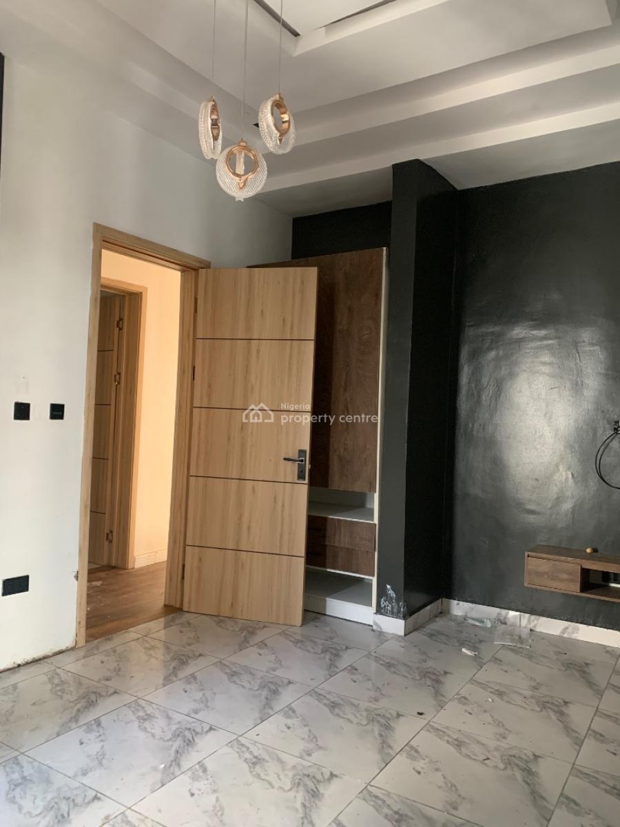 Luxurious 2 Bedroom All Rooms En-suite in an Estate, Ikate, Lekki, Lagos, Flat / Apartment for Rent