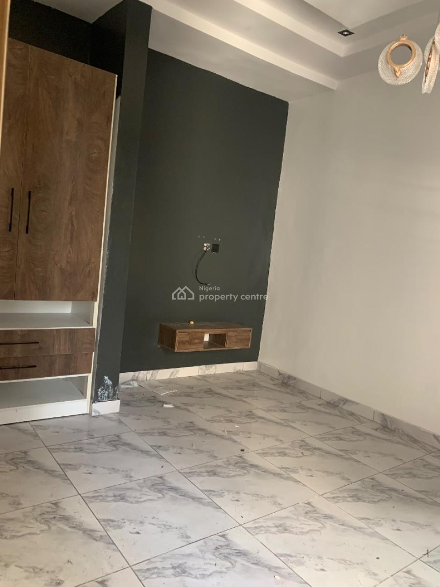 Luxurious 2 Bedroom All Rooms En-suite in an Estate, Ikate, Lekki, Lagos, Flat / Apartment for Rent