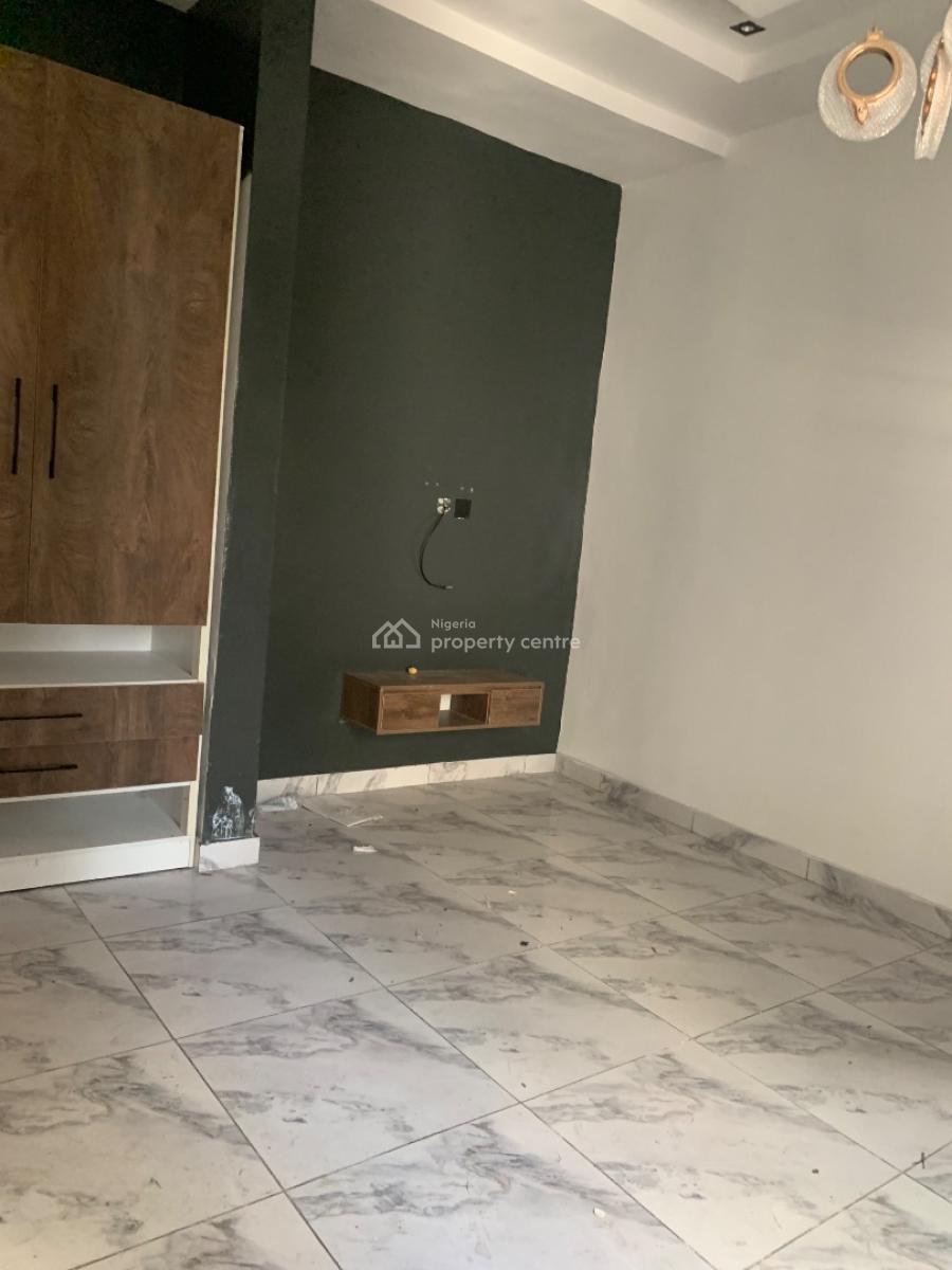 Luxurious 2 Bedroom All Rooms En-suite in an Estate, Ikate, Lekki, Lagos, Flat / Apartment for Rent