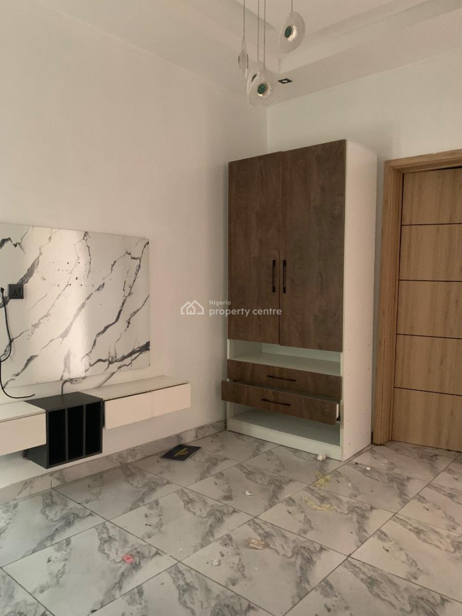 Luxurious 2 Bedroom All Rooms En-suite in an Estate, Ikate, Lekki, Lagos, Flat / Apartment for Rent