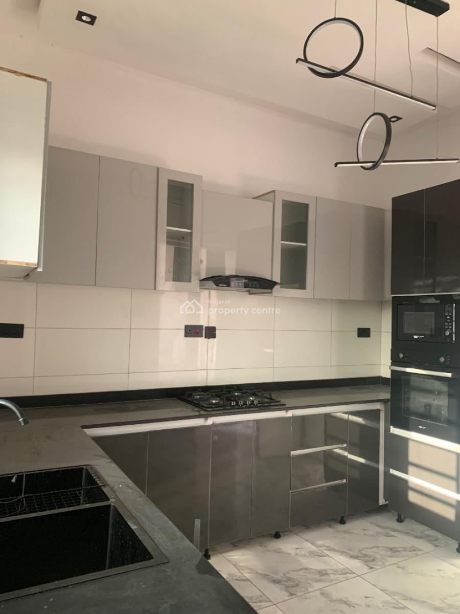 Luxurious 2 Bedroom All Rooms En-suite in an Estate, Ikate, Lekki, Lagos, Flat / Apartment for Rent