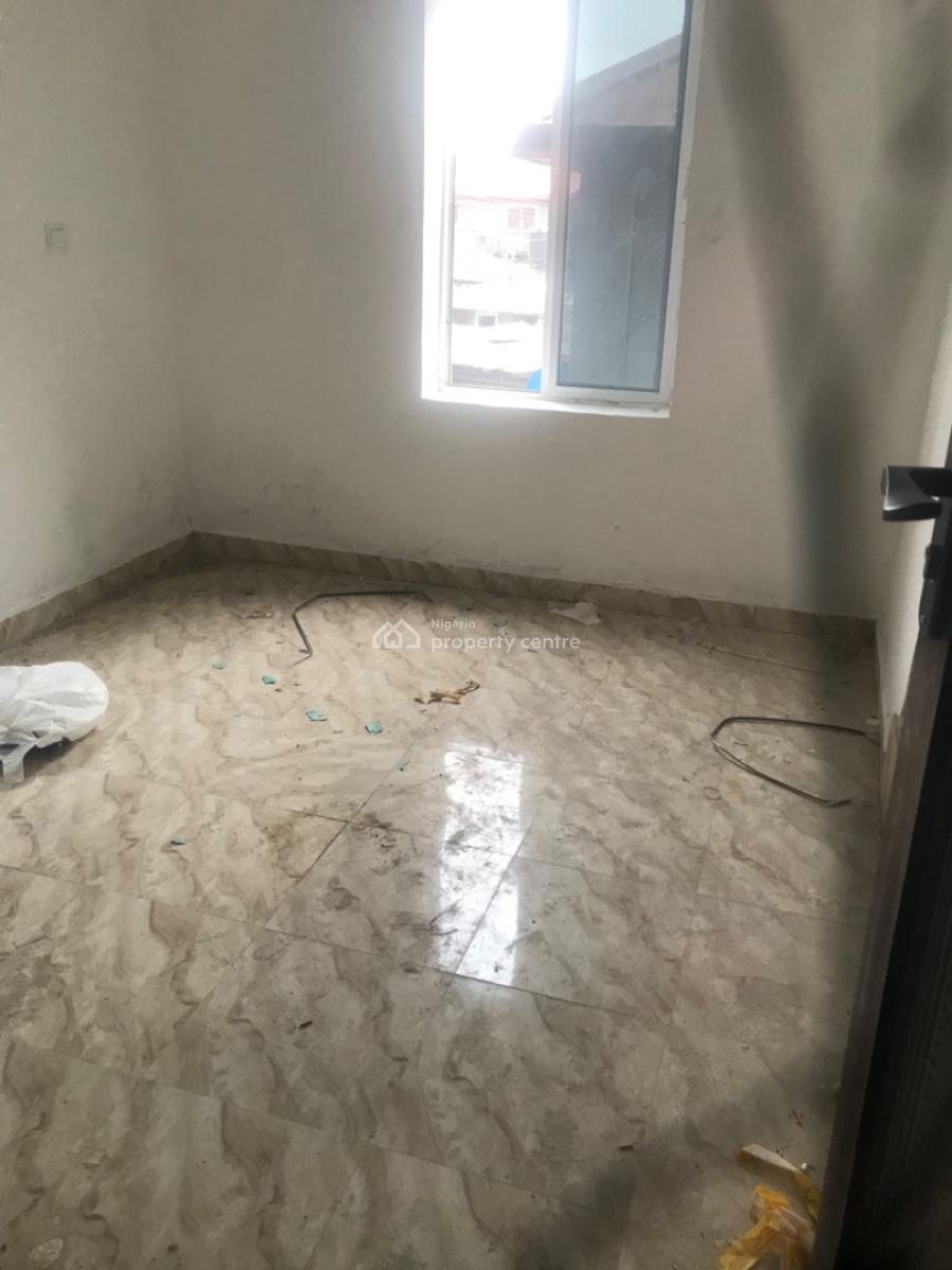 Miniflat, Ladilak, Pedro, Gbagada, Lagos, Mini Flat (room and Parlour) for Rent