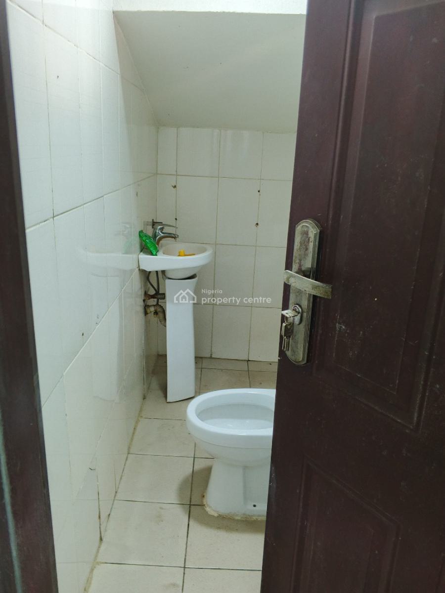 4 Bedroom Semi-detached Duplex with Bq, Jabi, Abuja, Detached Duplex for Rent