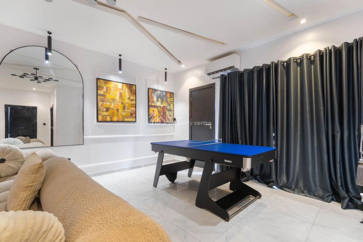 Newly Opened 2 Bedroom Apartment, Freedom Way, Lekki Phase 1, Lekki, Lagos, Flat / Apartment Short Let