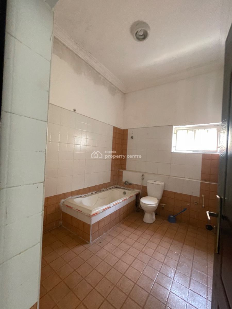 Mixed Use 4 Bedroom Terrace Duplex, Lekki Phase 1, Lekki, Lagos, Terraced Duplex for Rent