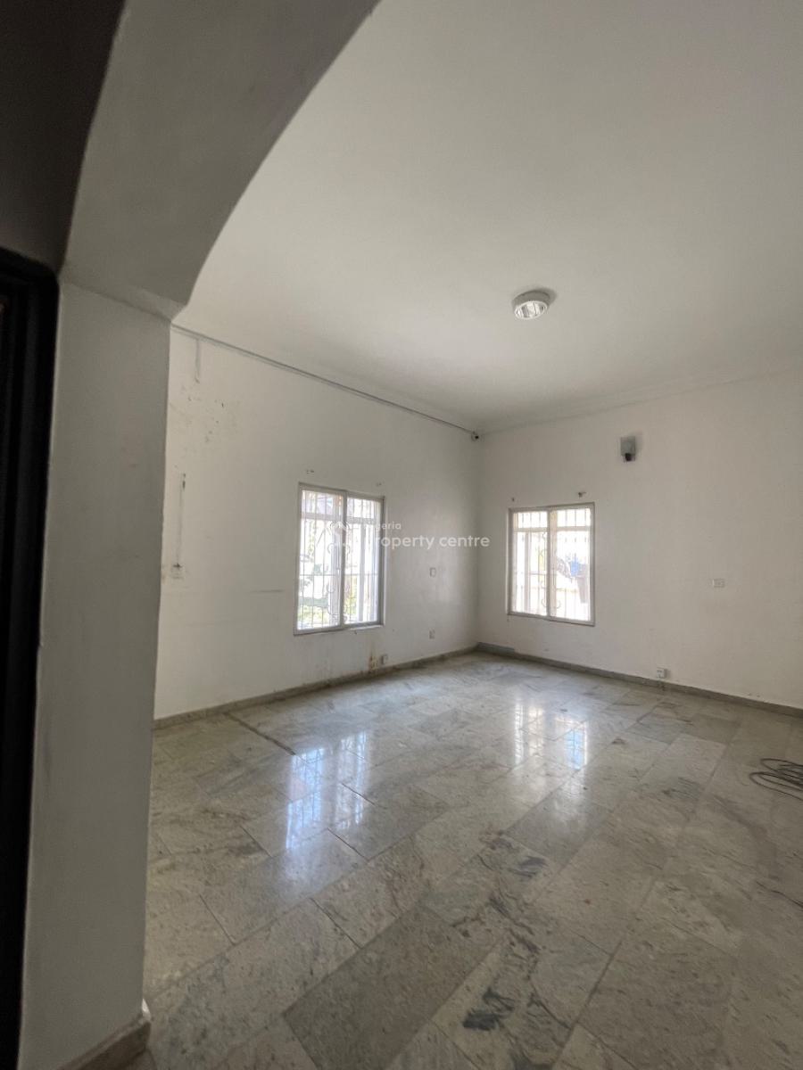 Mixed Use 4 Bedroom Terrace Duplex, Lekki Phase 1, Lekki, Lagos, Terraced Duplex for Rent