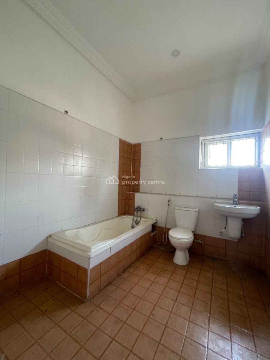 Mixed Use 4 Bedroom Terrace Duplex, Lekki Phase 1, Lekki, Lagos, Terraced Duplex for Rent