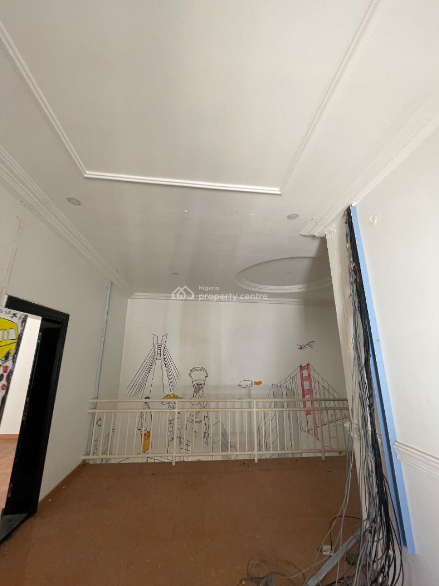 Mixed Use 4 Bedroom Terrace Duplex, Lekki Phase 1, Lekki, Lagos, Terraced Duplex for Rent