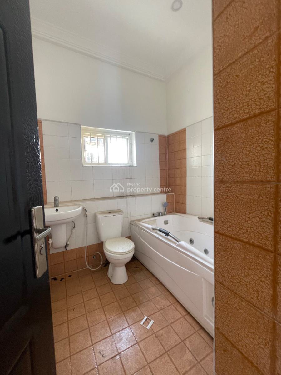 Mixed Use 4 Bedroom Terrace Duplex, Lekki Phase 1, Lekki, Lagos, Terraced Duplex for Rent