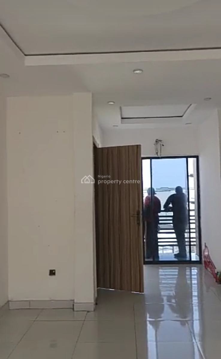 Modern 2 Bedroom Apartment { Video}, After Roundabout Orchid Road, Lekki, Lagos, Flat / Apartment for Rent