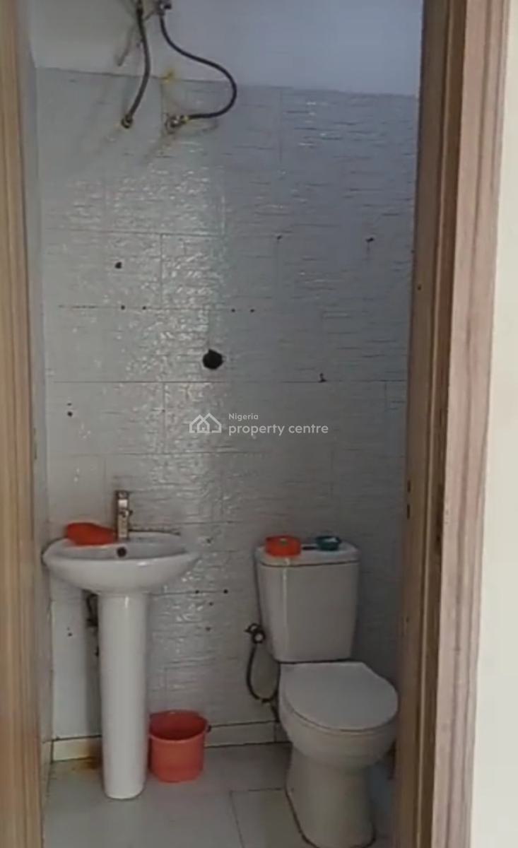 Modern 2 Bedroom Apartment { Video}, After Roundabout Orchid Road, Lekki, Lagos, Flat / Apartment for Rent