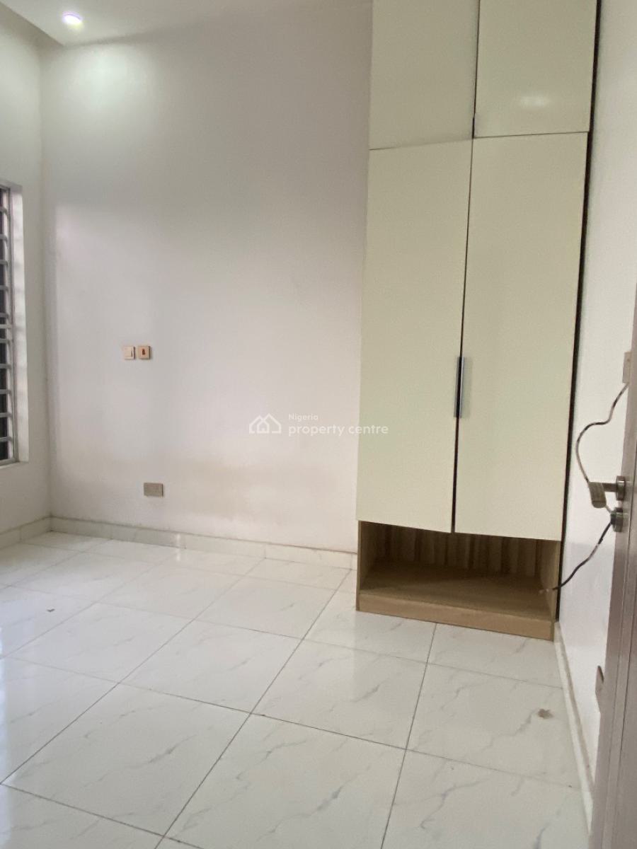 Luxury One Room Shared Apartment, Chevron Alternative Drive , Chevron ., Lekki, Lagos, Self Contain (single Rooms) for Rent