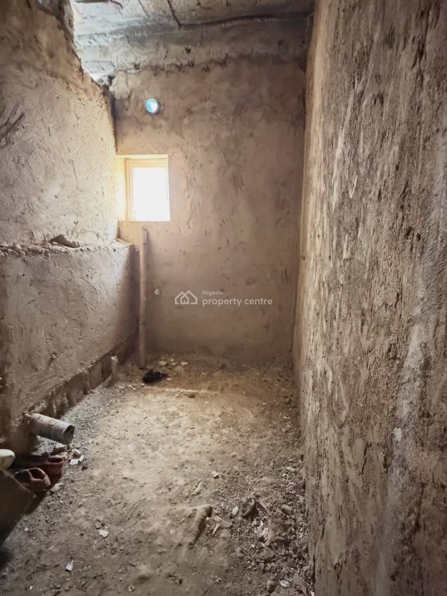 3 Beds  Apartment  Semi-finished, Kaura, Abuja, Flat / Apartment for Sale