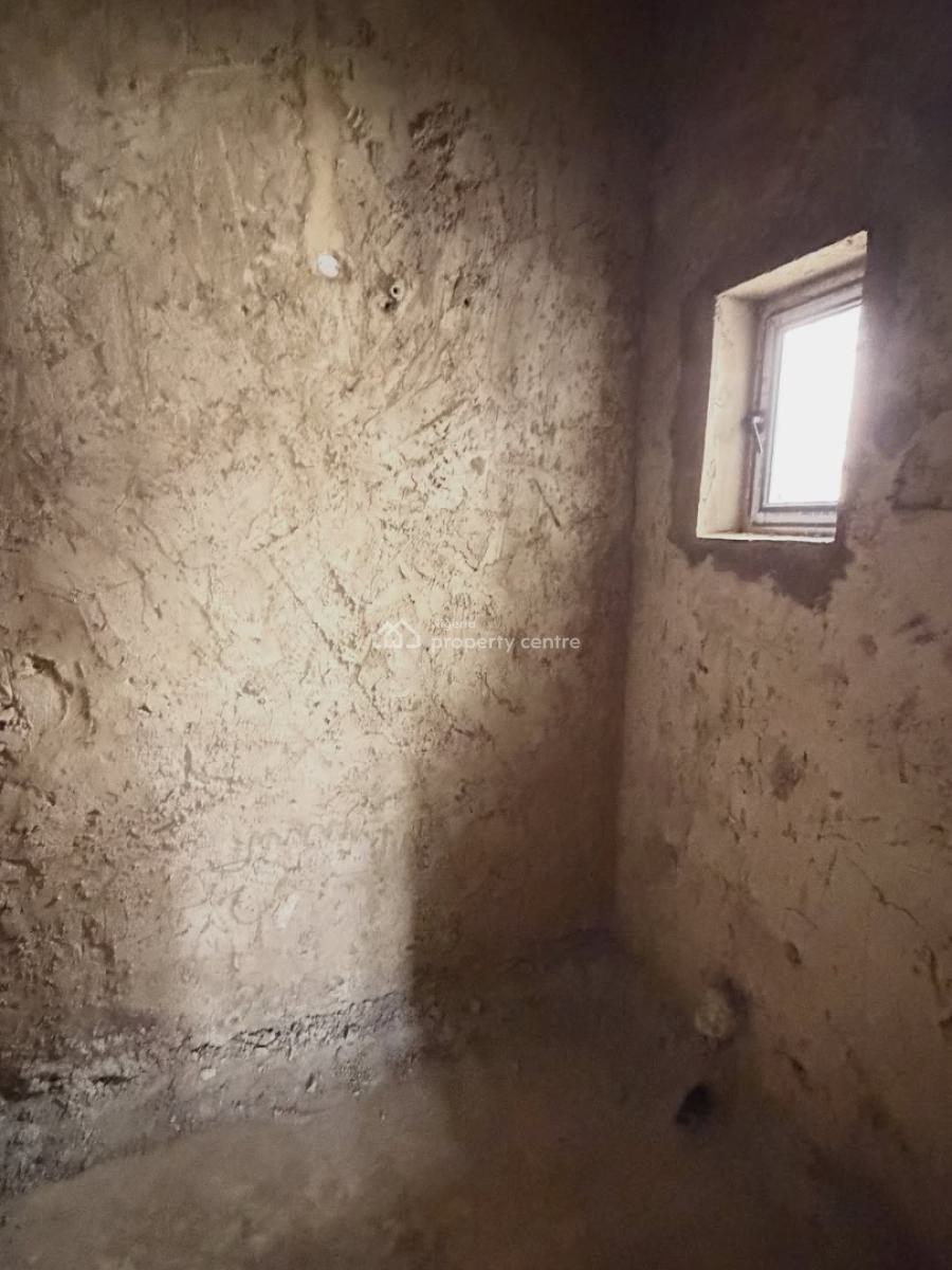 3 Beds  Apartment  Semi-finished, Kaura, Abuja, Flat / Apartment for Sale