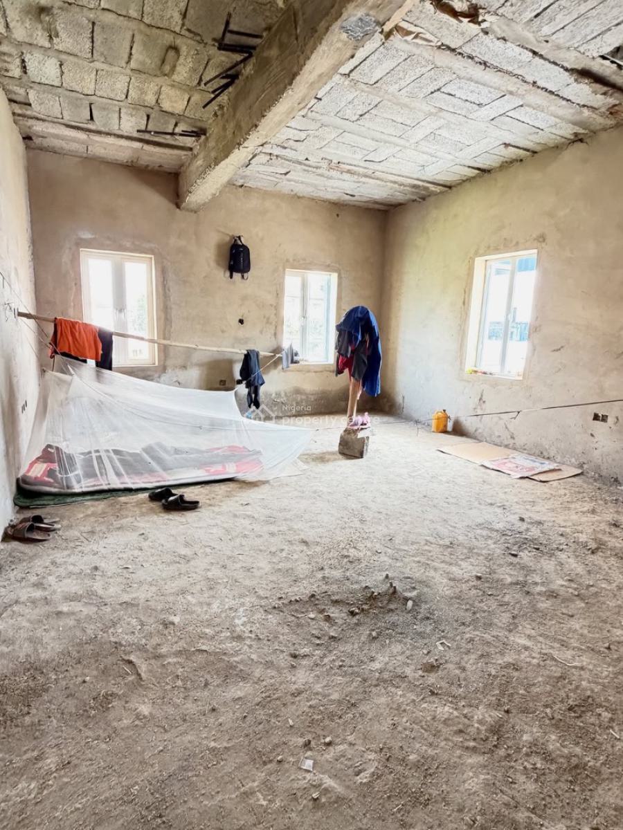 3 Beds  Apartment  Semi-finished, Kaura, Abuja, Flat / Apartment for Sale