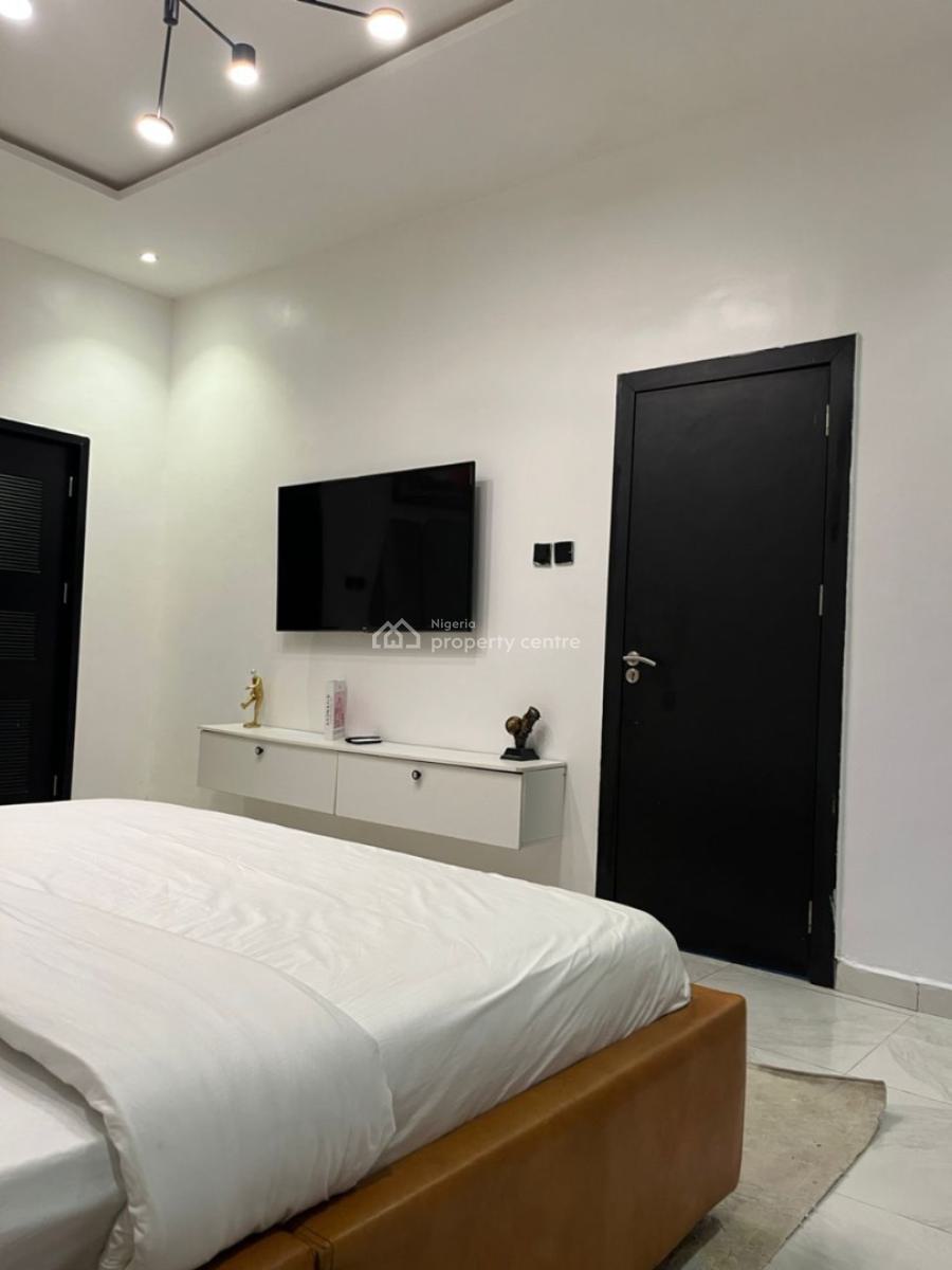 Newly Launched 2 Bedroom Apartment, Lekki Phase 1, Lekki, Lagos, Flat / Apartment Short Let