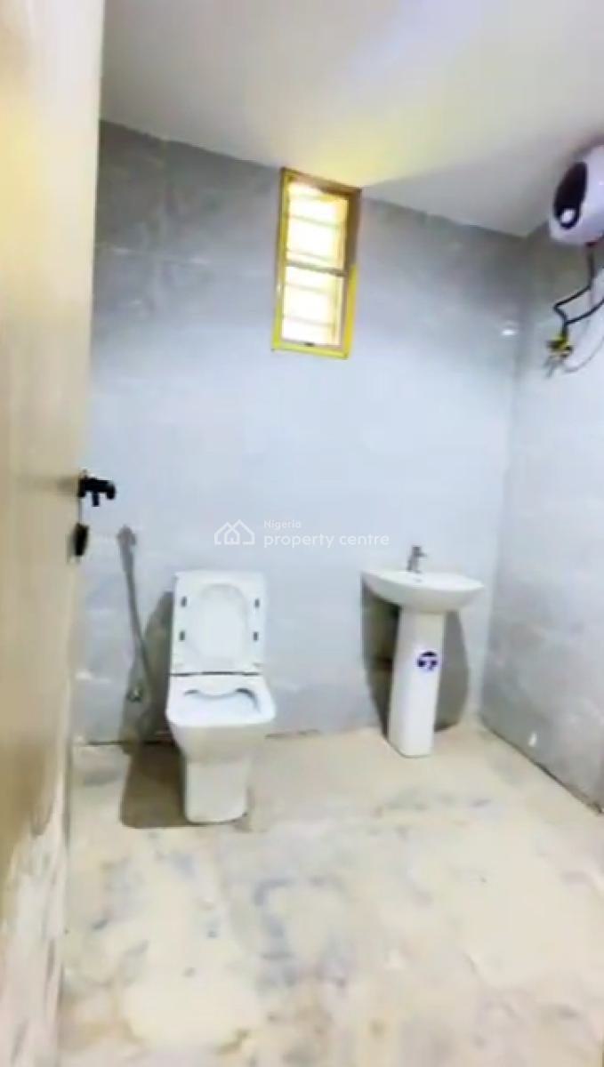 Newly Built 3 Bedroom Apartment, Guzape District, Abuja, Flat / Apartment for Rent