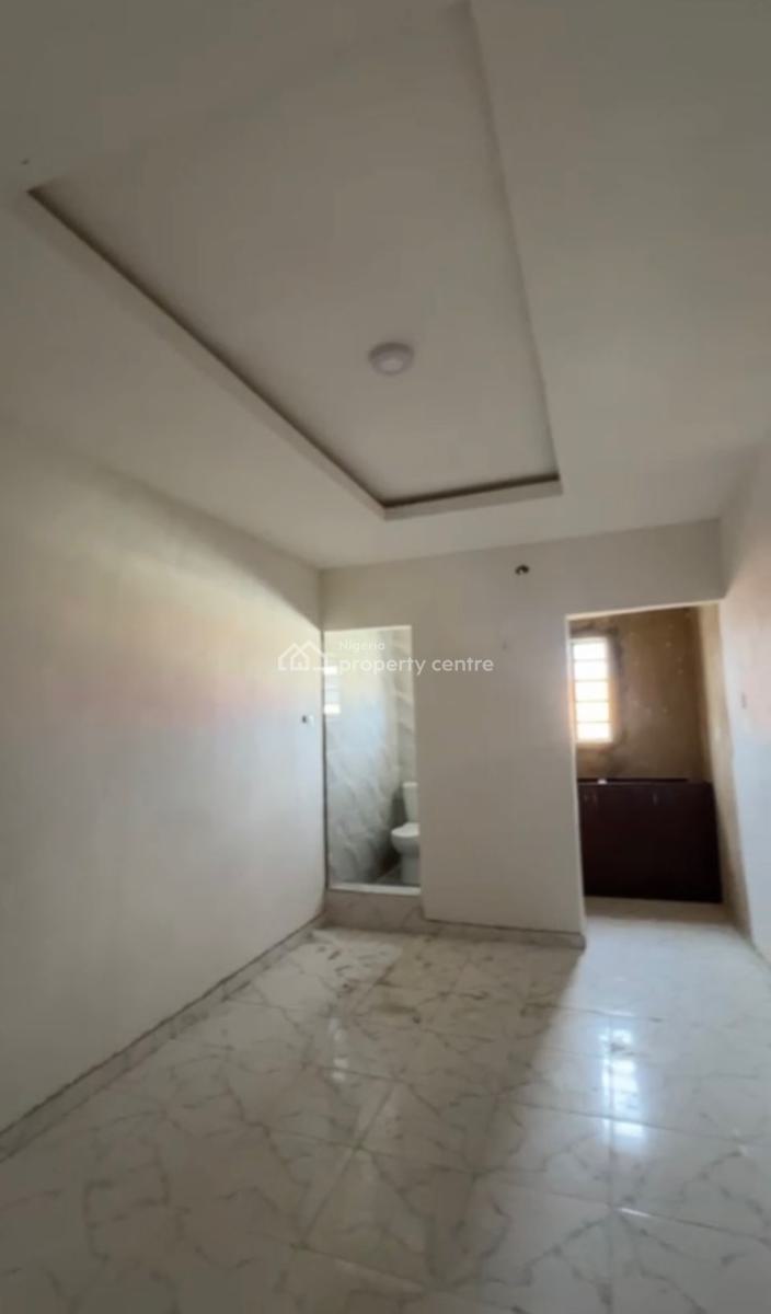 Newly Built Spacious Room Self Contain, Yaba, Lagos, Self Contain (single Rooms) for Rent
