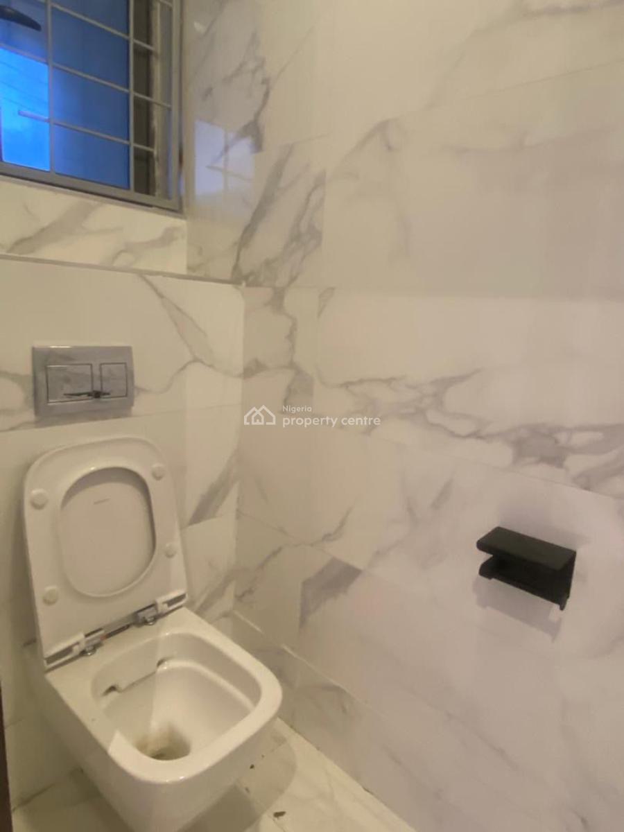 Luxury 4-bedroom Terrace with Bq & Swimming Pool -- Lekki Right, Lagos, Lekki Right Side, Lekki Phase 1, Lekki, Lagos, Terraced Duplex for Sale